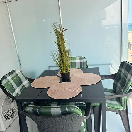 Lägenhet Azuria - Sea Line In Casa Del Mar - Sea View, Terrace And Private Parking
